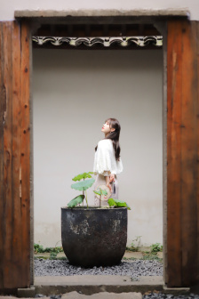 美女淋浴