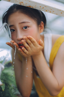 亲戚交换玩美妇小说
